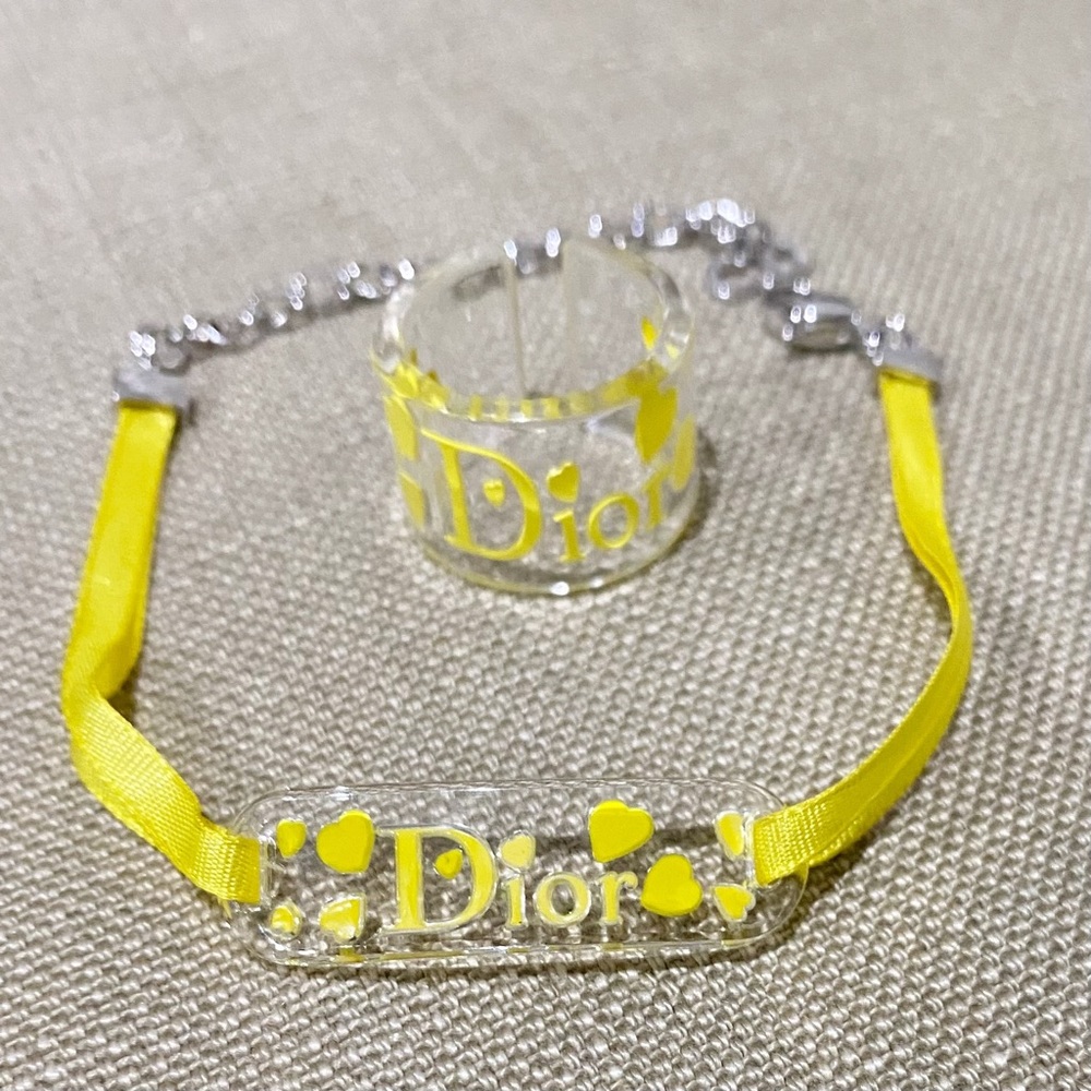 DIOR Yellow Heart Lucite Ring Bracelet Yellow Ribbon Set RARE - Picture 1 of 5